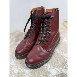 Dr Martens Womens Cherry Red Leather Virginia Boots US 6 England Air Wair